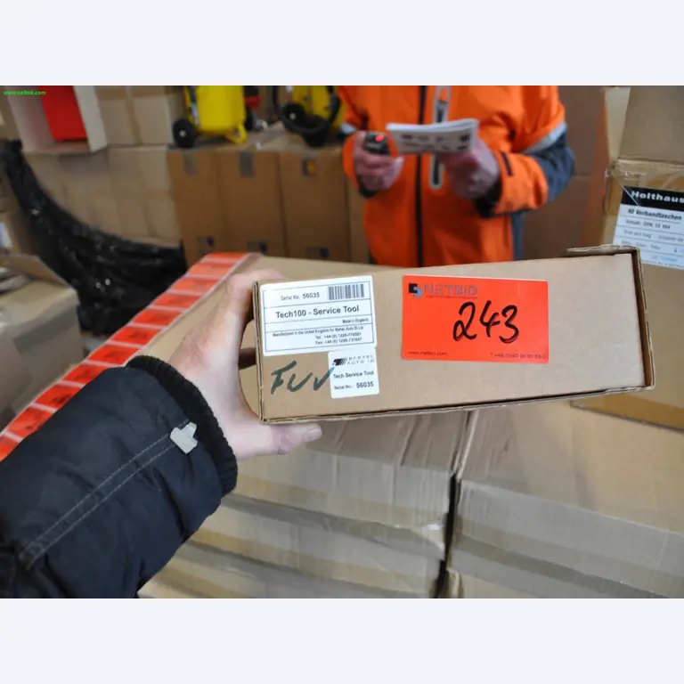 Máquinas, ferramentas, mercadorias / equipamento de oficina do ambiente<br> Comércio automóvel / serviço de pneus-5